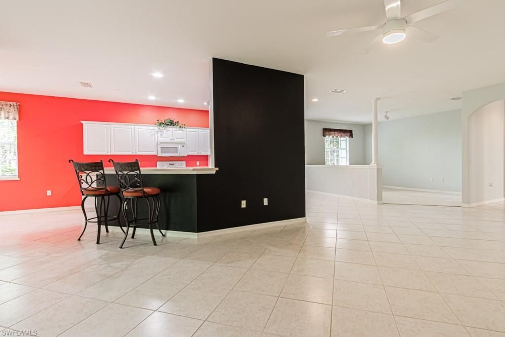 2215 Hawksridge Dr , Unit 802, Naples, FL 34105 Photo