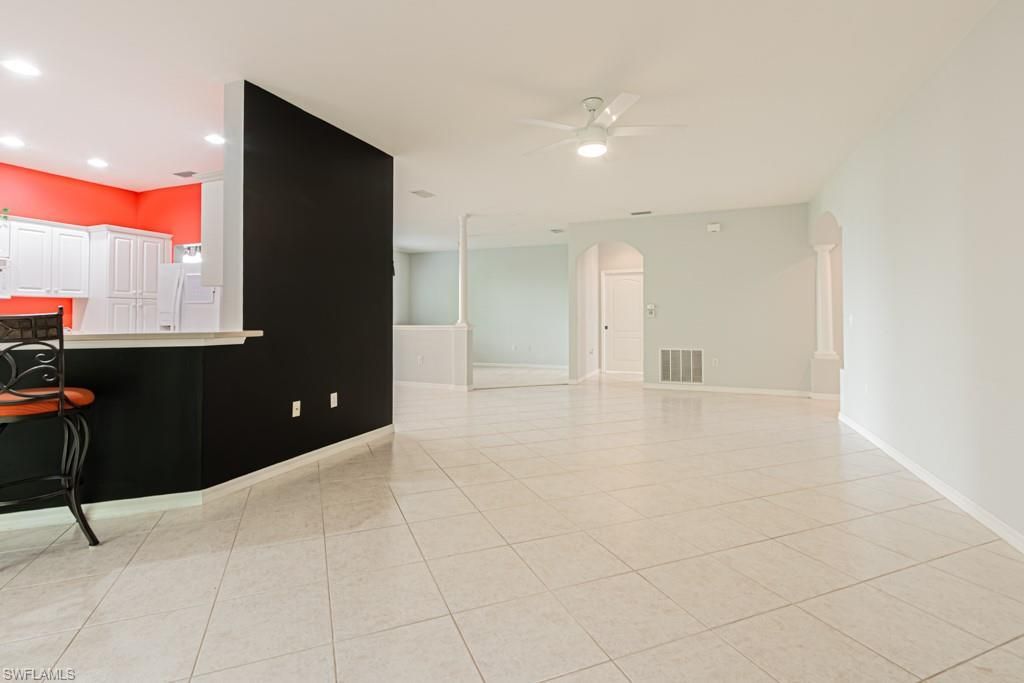 2215 Hawksridge Dr , Unit 802, Naples, FL 34105 Photo