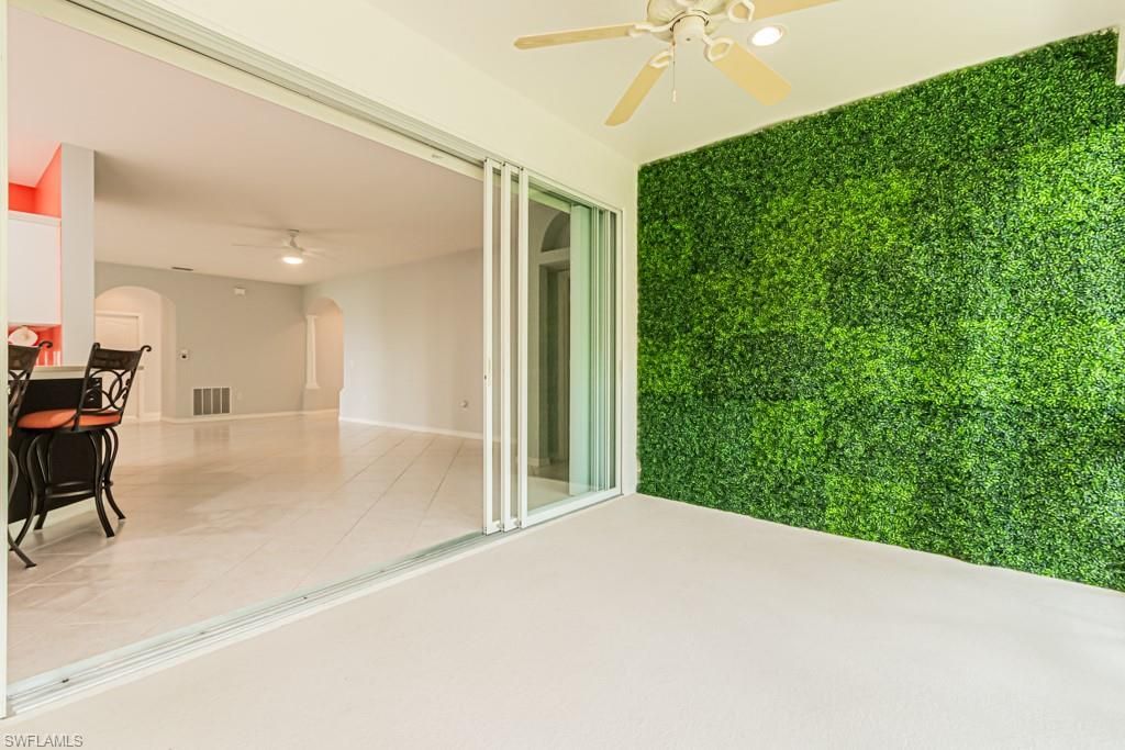 2215 Hawksridge Dr , Unit 802, Naples, FL 34105 Photo