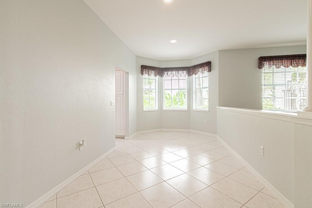 2215 Hawksridge Dr , Unit 802, Naples, FL 34105 Photo
