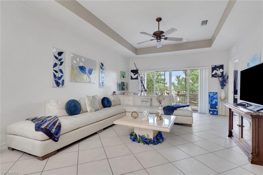 7835 Regal Heron Cir, Unit 304, Naples, FL 34104 Photo