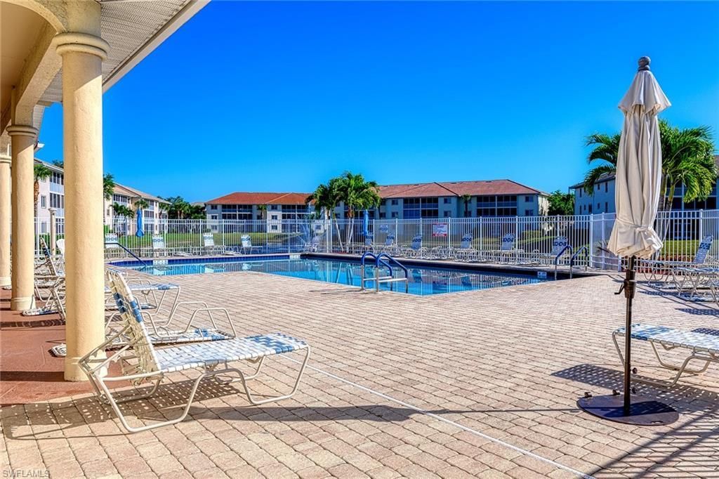 7835 Regal Heron Cir, Unit 304, Naples, FL 34104 Photo