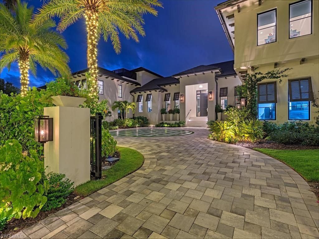 425 15th Ave S, Naples, FL 34102 Photo