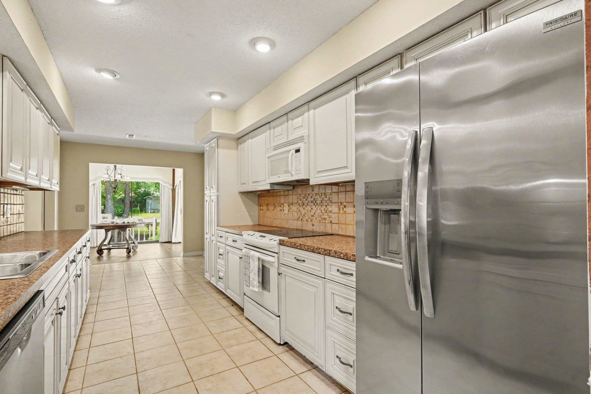 104 Hickory Dr. Photo 10