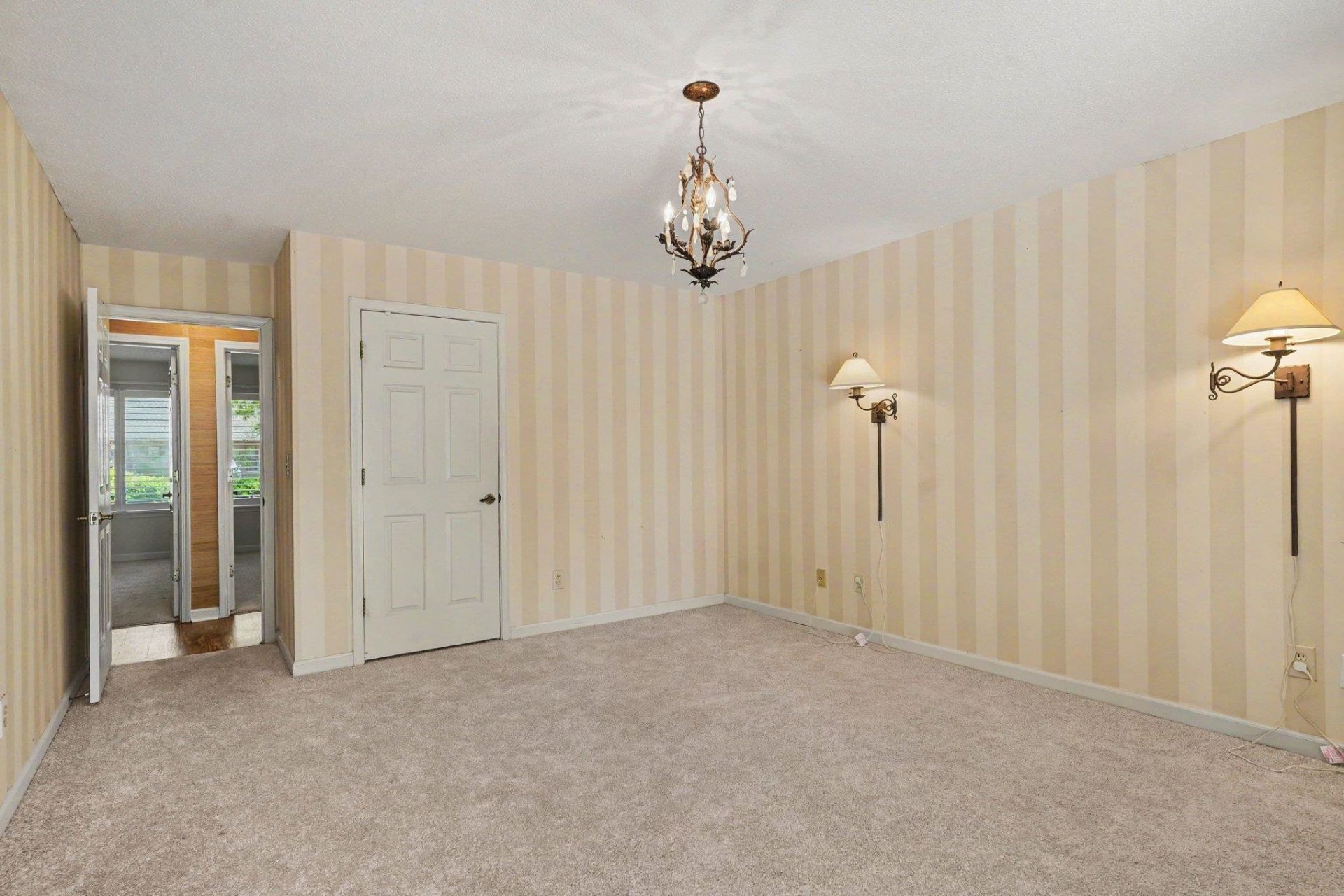 104 Hickory Dr. Photo 13