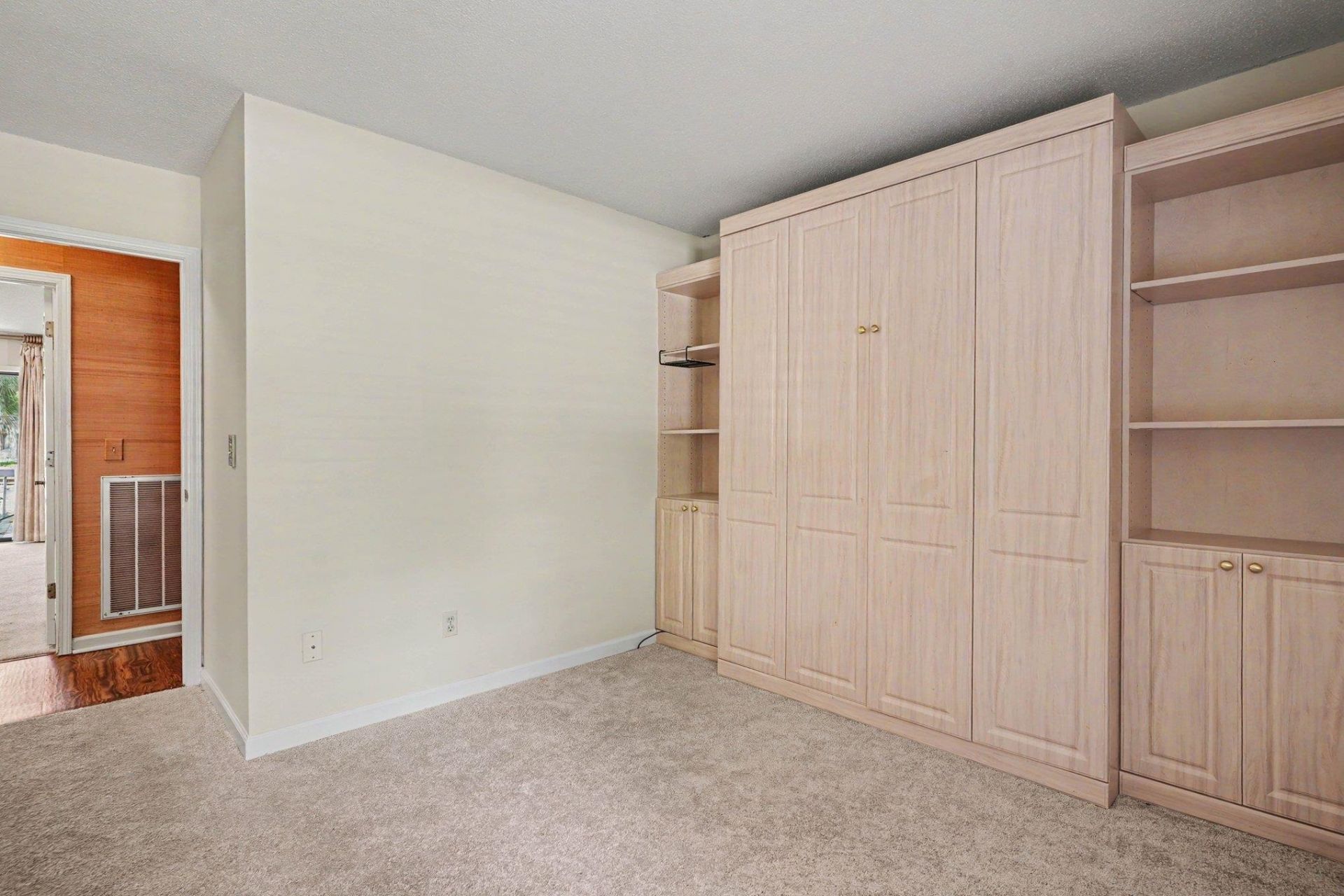104 Hickory Dr. Photo 16