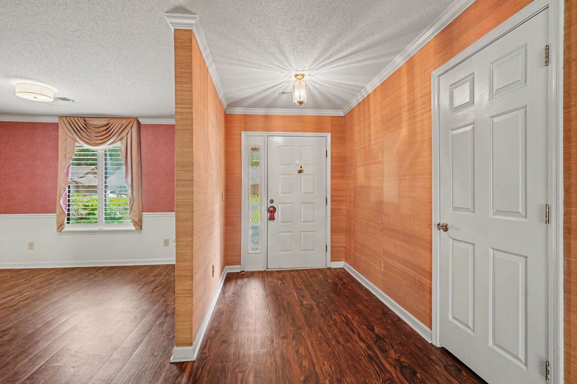 104 Hickory Dr. Photo 6