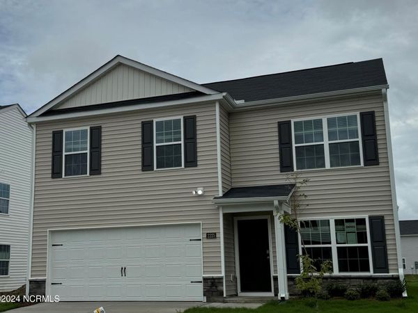 2225 Montalvan Drive, Greenville, NC 27834
