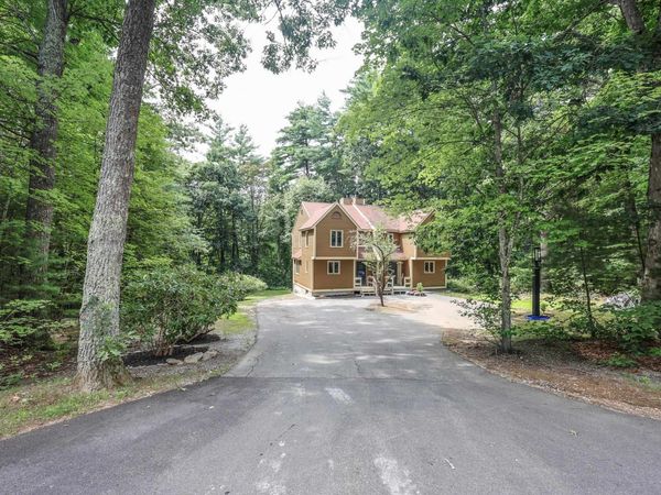 36 Lindsey Way, Unit A, Goffstown, NH 03045
