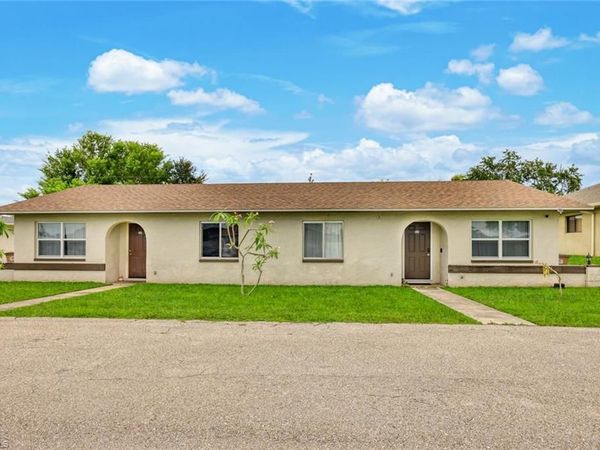 523/525 SE Van Loon TER , CAPE CORAL, FL 33990