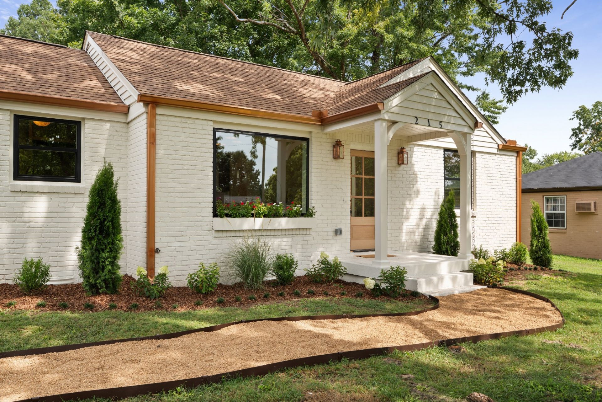 215 Cottage Ln, Nashville, TN 37214 Main Photo