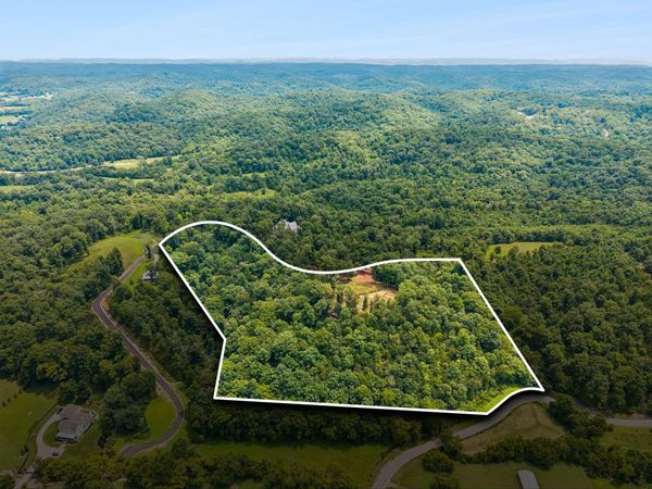6017 Russell Ridge Ln , Franklin, TN 37064