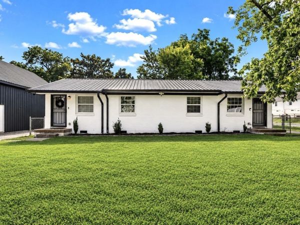 310 Beech St , Clarksville, TN 37042