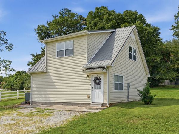 525 Sharp Springs Rd , Winchester, TN 37398