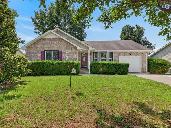 3234 Tabby Dr , Clarksville, TN 37042