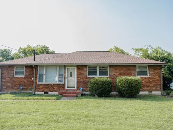 1015 Primm Dr , Madison, TN 37115