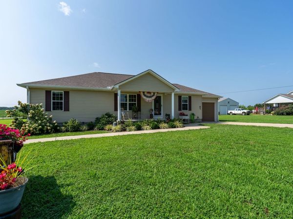 97 Brace Loop , Summertown, TN 38483