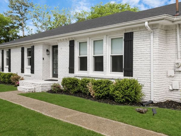 1136 Howell Dr , Franklin, TN 37069