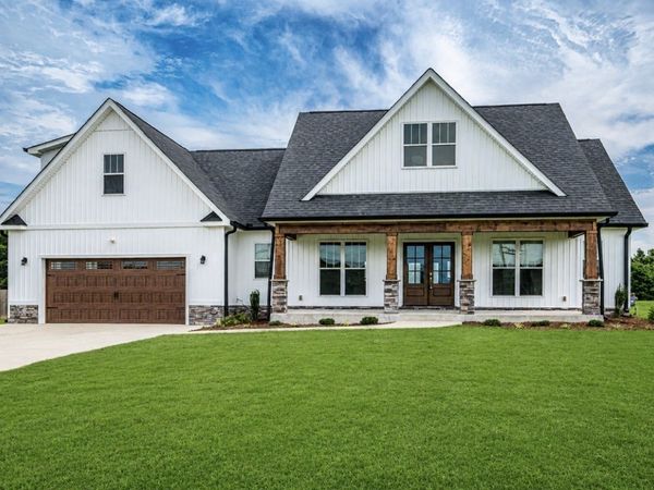 1174 Abiff Rd , Bon Aqua, TN 37025