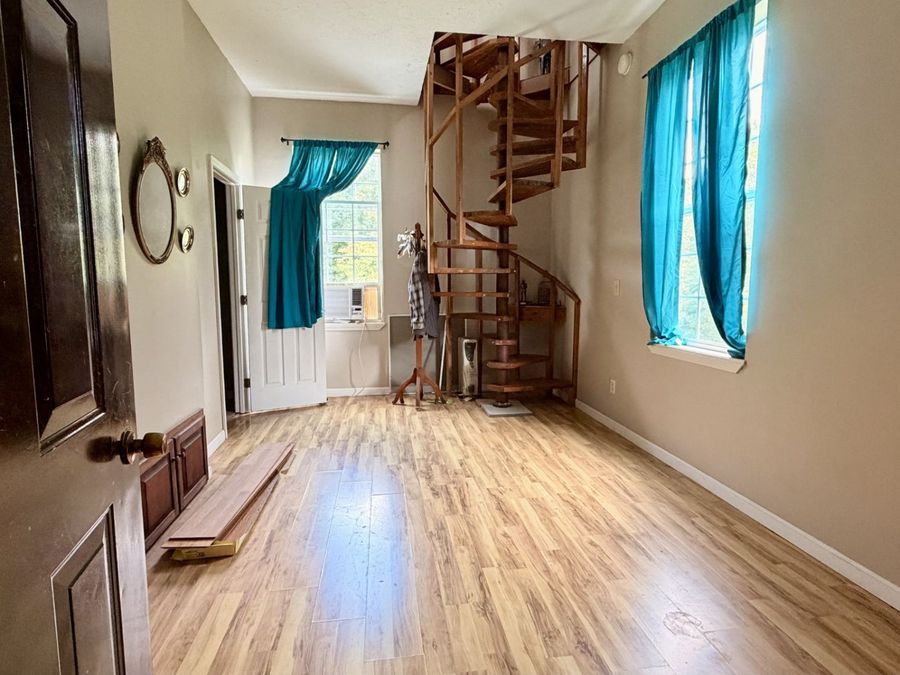 Property Image 61