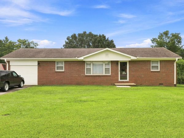 417 Greggview St , McMinnville, TN 37110