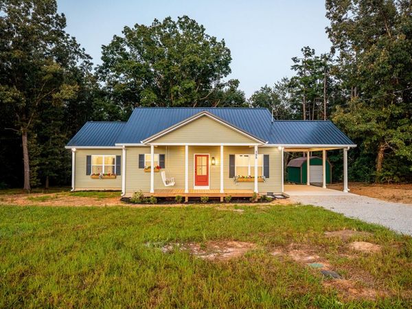 155 Mitchell ST , Hohenwald, TN 38462