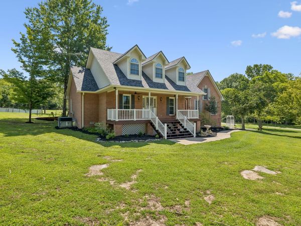 6284 SE Tater Peeler Rd , Lebanon, TN 37090