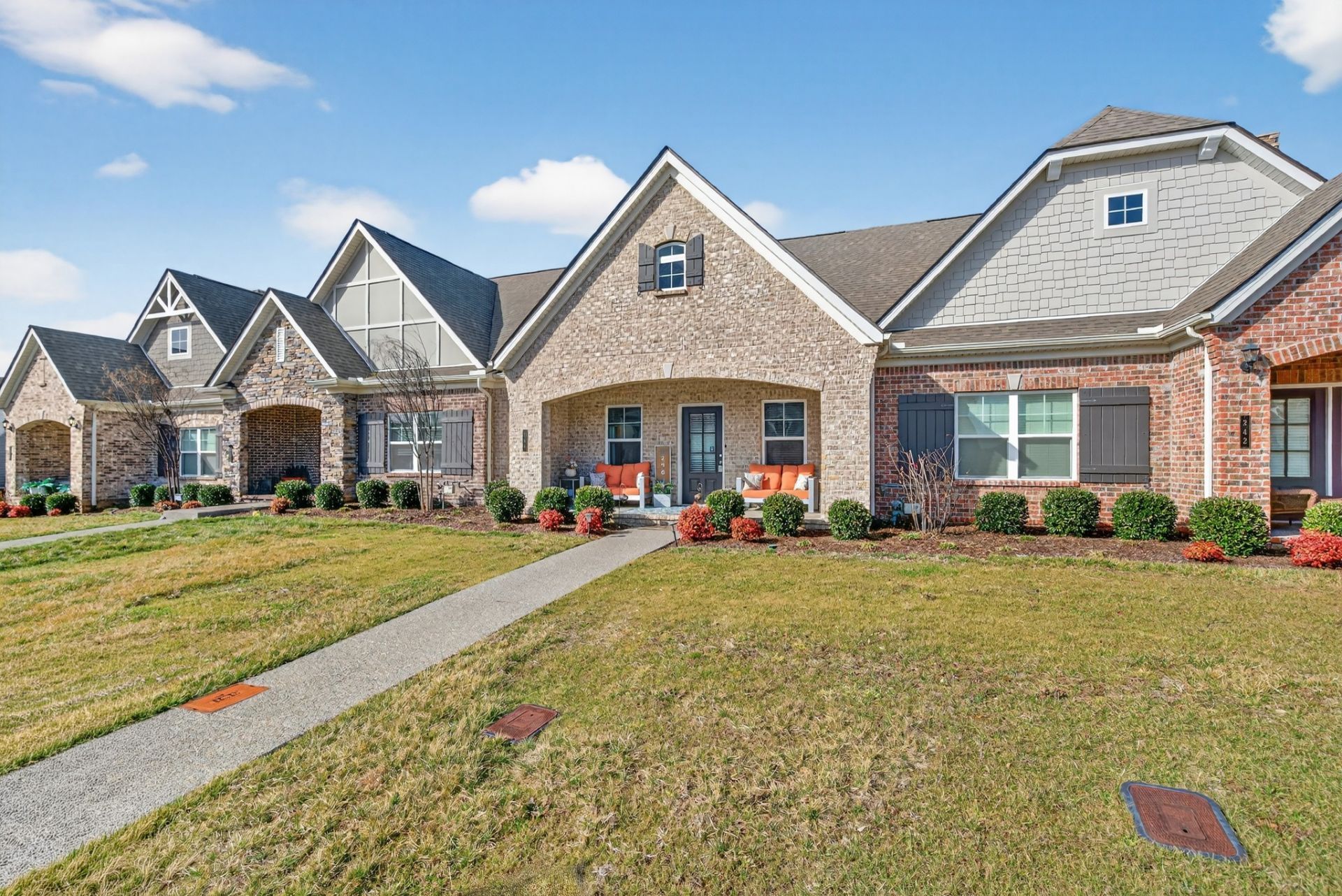246 Cloverbrook Way , Gallatin, TN 37066 Main Photo