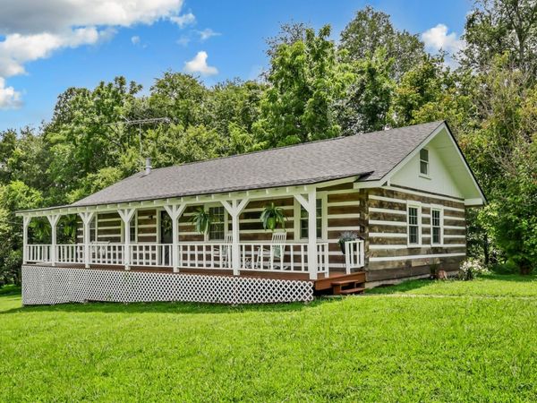 3774 Blooming Grove Rd , Woodlawn, TN 37191