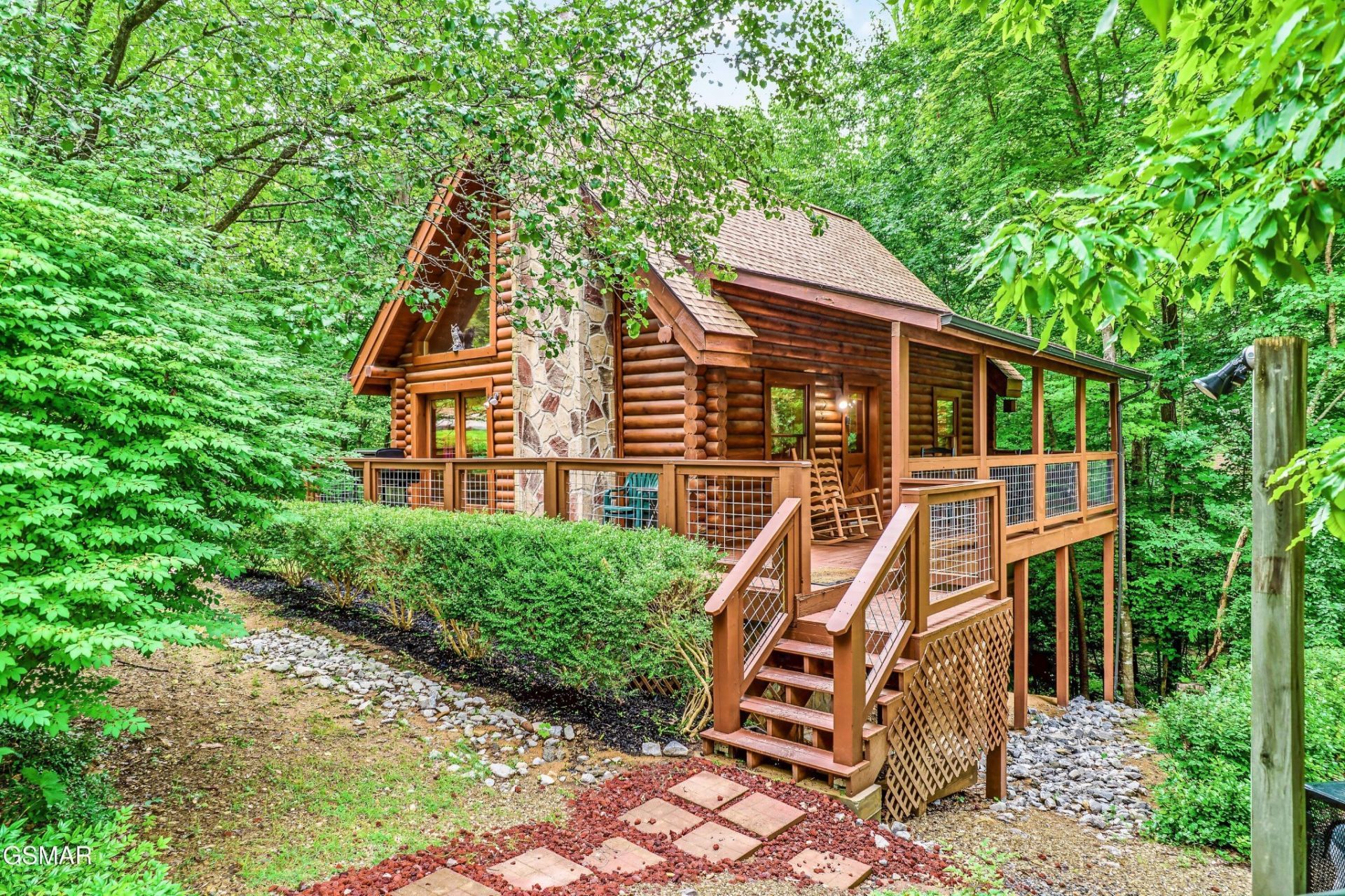 3003 Eagles Claw Way, Pigeon Forge, TN 37863 Main Photo