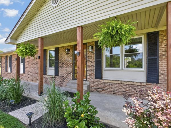 2152 Nashville Hwy N, Columbia, TN 38401