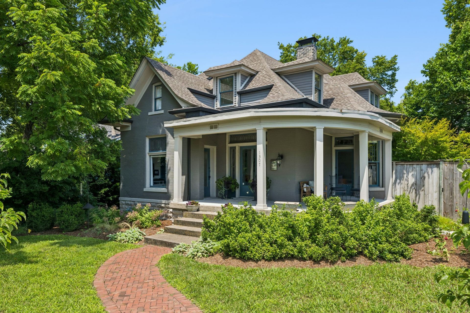 1307 Eastland Ave, Nashville, TN 37206 Main Photo