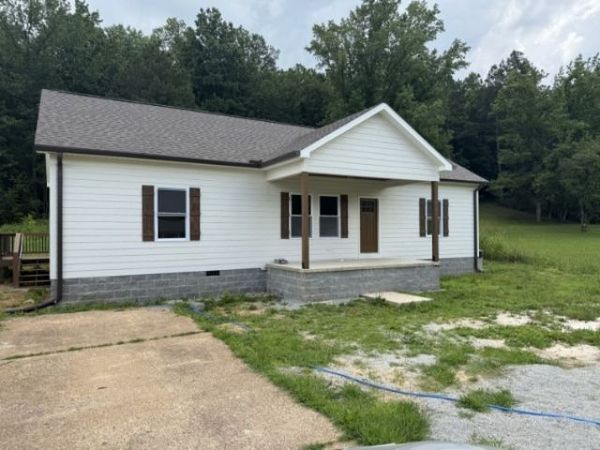 417 Market St , Waynesboro, TN 38485