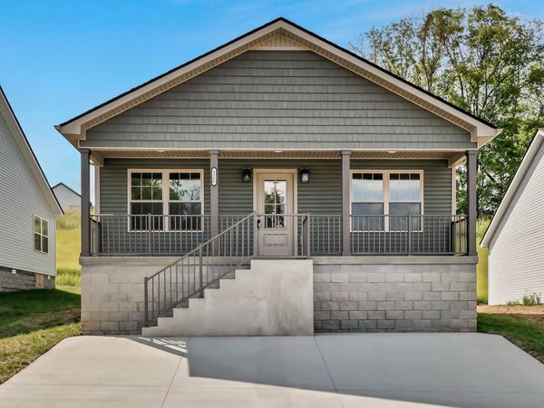 1166 Tybee Dr, Clarksville, TN 37042