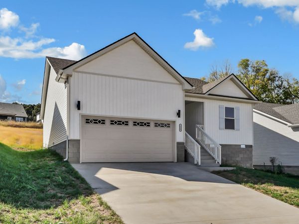 1158 Tybee Dr, Clarksville, TN 37042