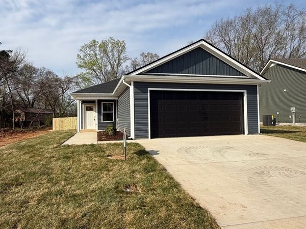 2663 Scott Dr , Clarksville, TN 37042