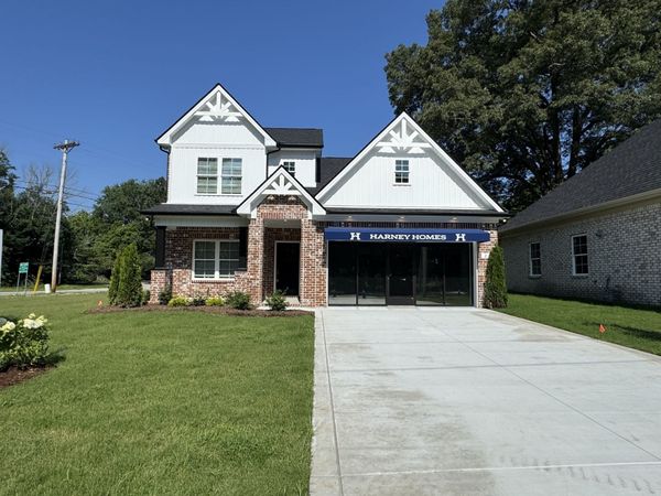 27 Laurel View St , Manchester, TN 37355