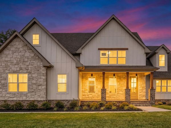 2030 Daniel Johnson Way , Clarksville, TN 37043