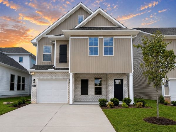 110 Florence Cove , Burns, TN 37029