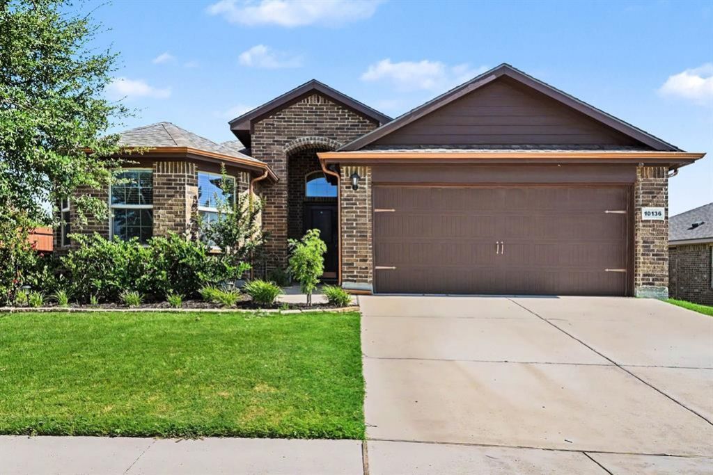 10136 Huntersville Trail, Fort Worth, TX 76108 Main Photo