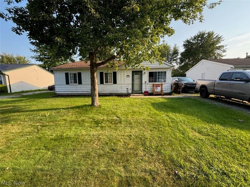 9888 Short Drive , Windham, OH 44288 Photo 1