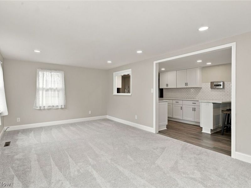 935 Blossom Lane, Zanesville, OH 43701 Photo 13