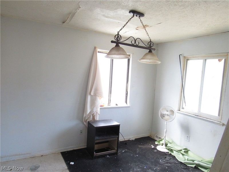 1393 E 89th Street , Cleveland, OH 44106 Photo 4