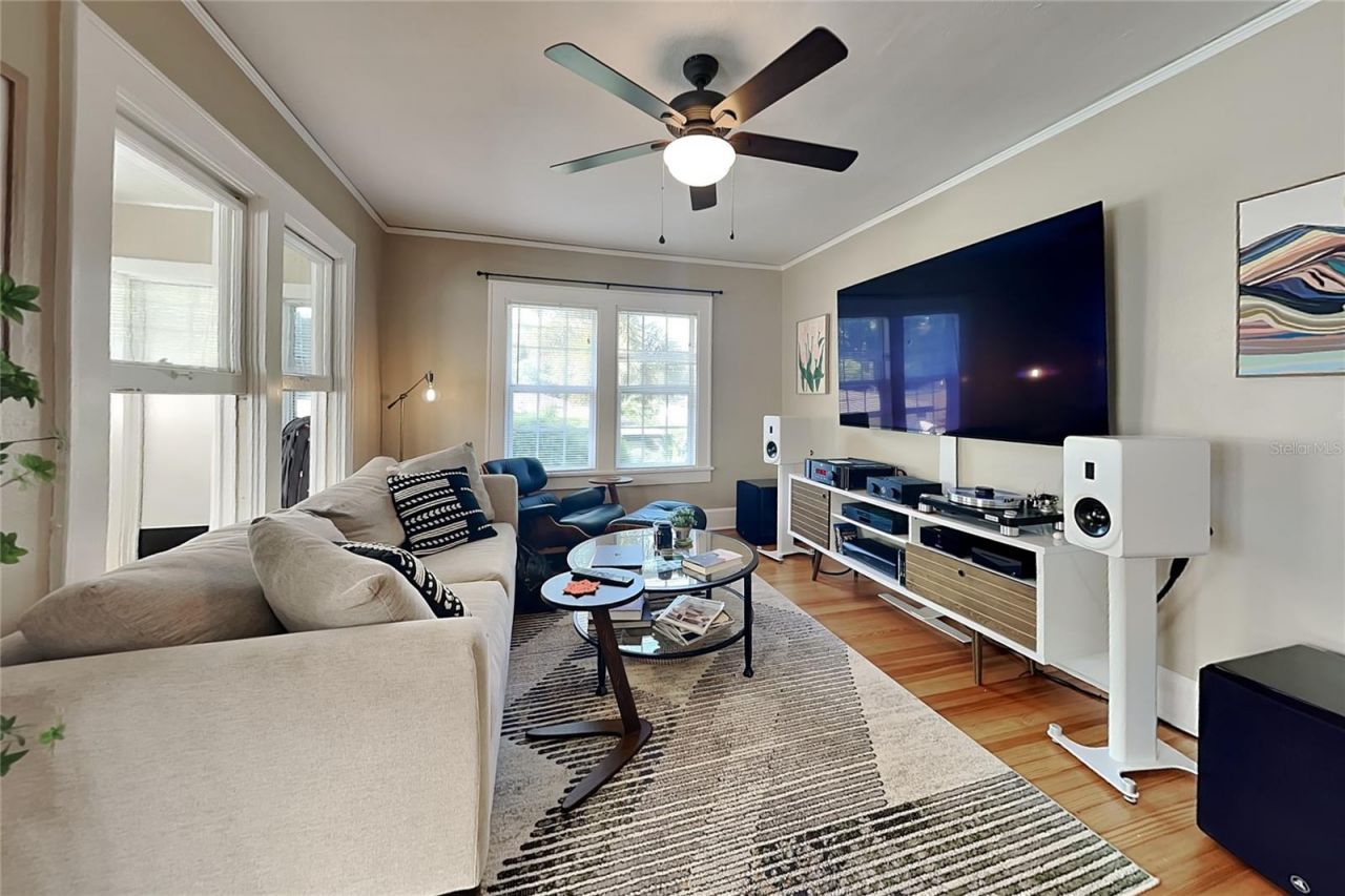 1601 11 Street N, Saint Petersburg, FL 33704 Photo