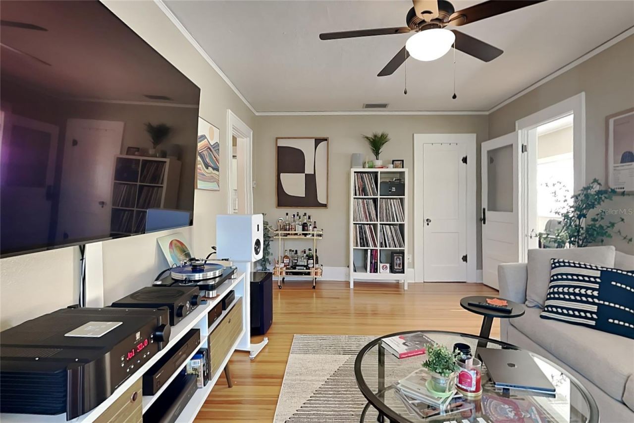1601 11 Street N, Saint Petersburg, FL 33704 Photo