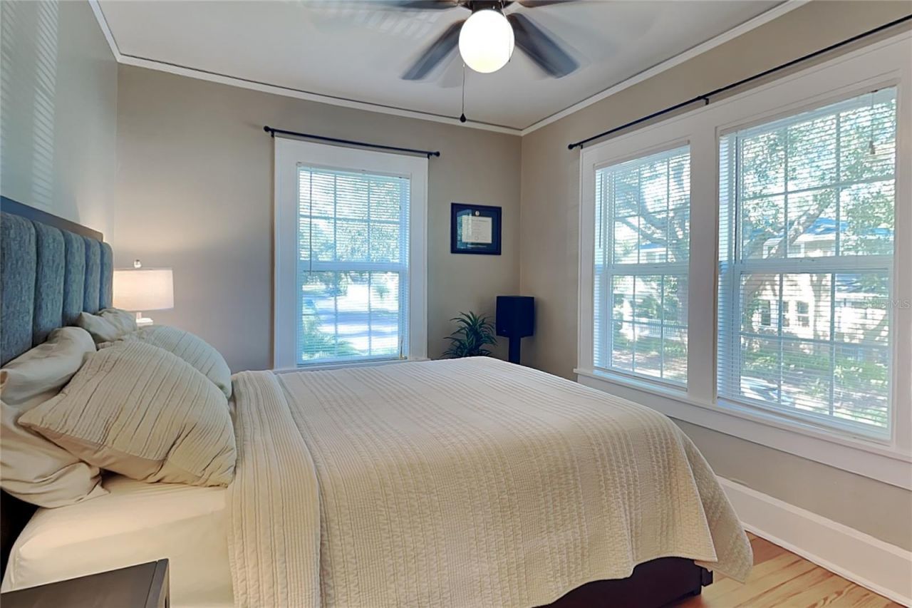1601 11 Street N, Saint Petersburg, FL 33704 Photo