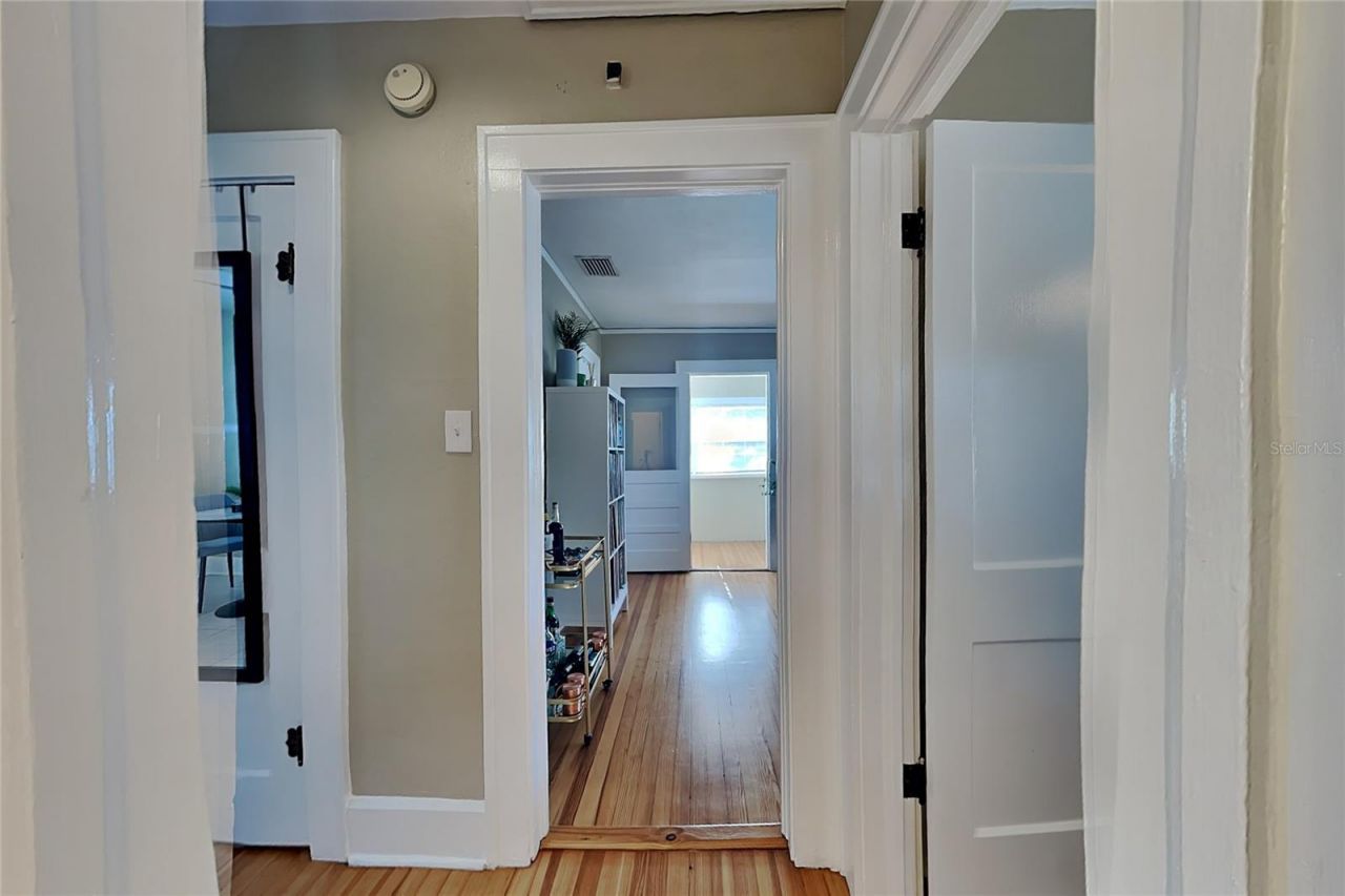 1601 11 Street N, Saint Petersburg, FL 33704 Photo