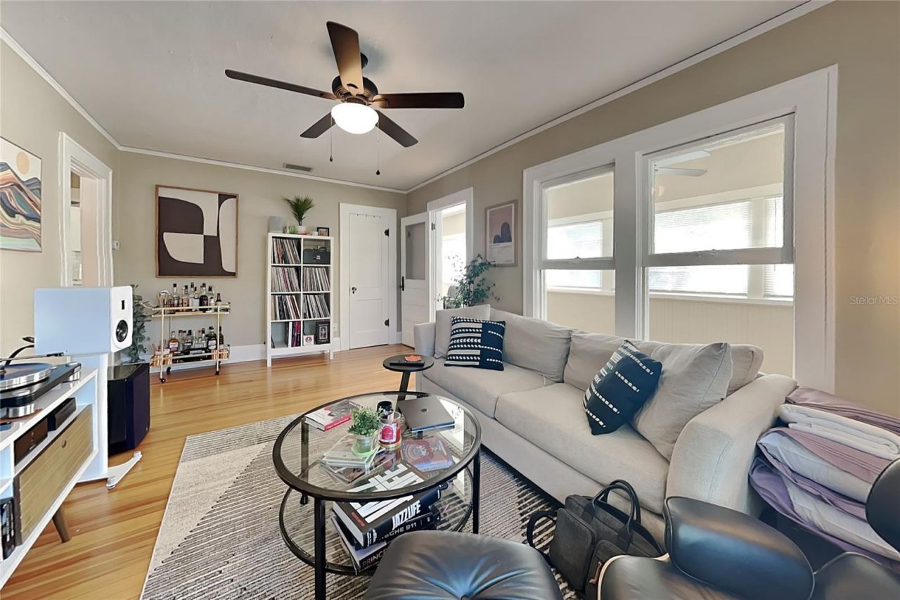 1601 11 Street N, Saint Petersburg, FL 33704 Photo