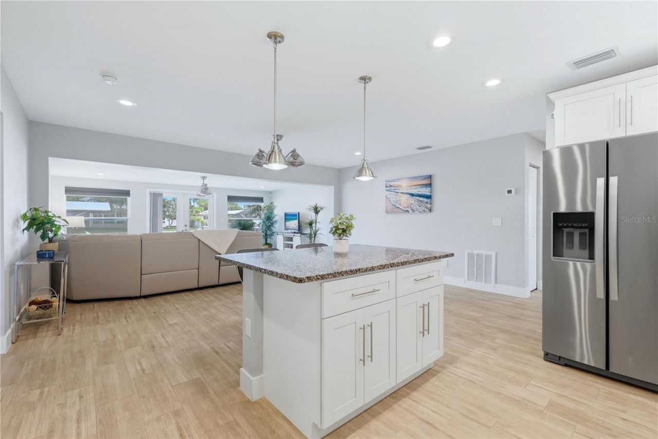 712 Poinsettia Avenue, Ellenton, FL 34222 Photo