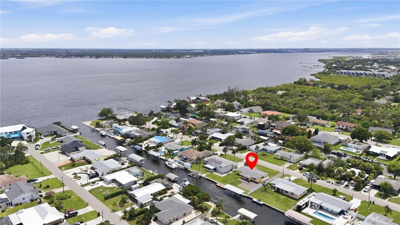 712 Poinsettia Avenue, Ellenton, FL 34222 Photo